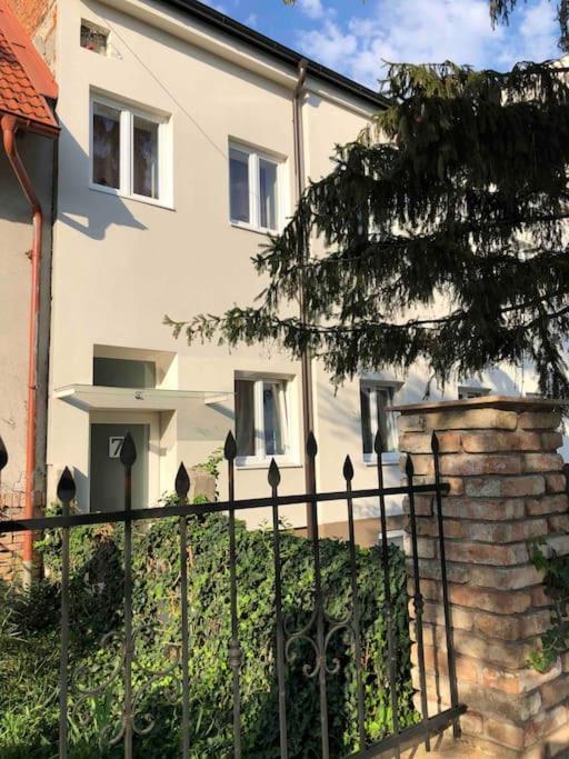 Apartament Quattro Casa Sopron Zewnętrze zdjęcie